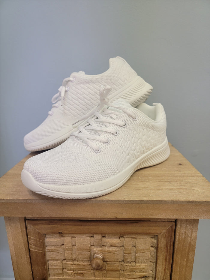 White lace up sneaker for men.