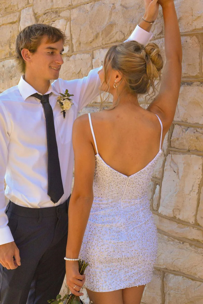 Cute Bodycon Scoop Neck White Sequins Short Homecoming Dresses