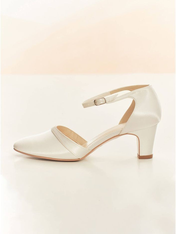 Emma Shoe