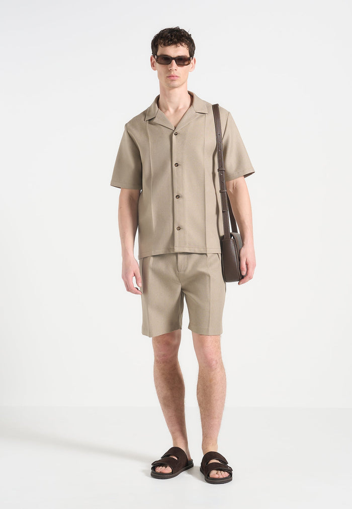 tailored-shirt-with-crease-beige-1