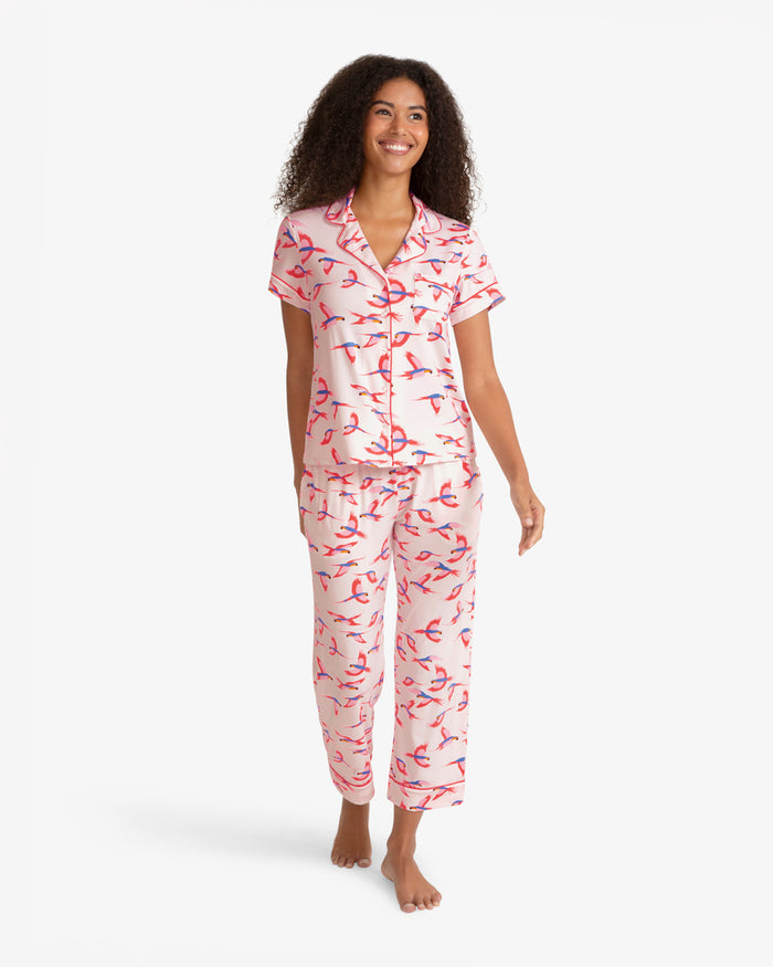 Short Sleeve Linda in Pink Parrot