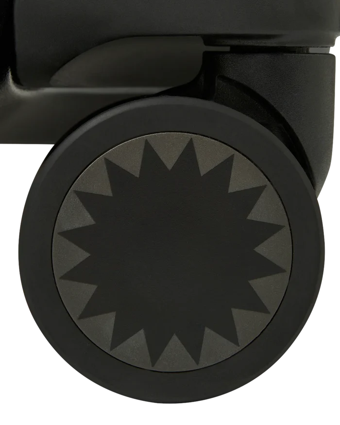 Sprayground - Shark Slash Full Size Luggage
