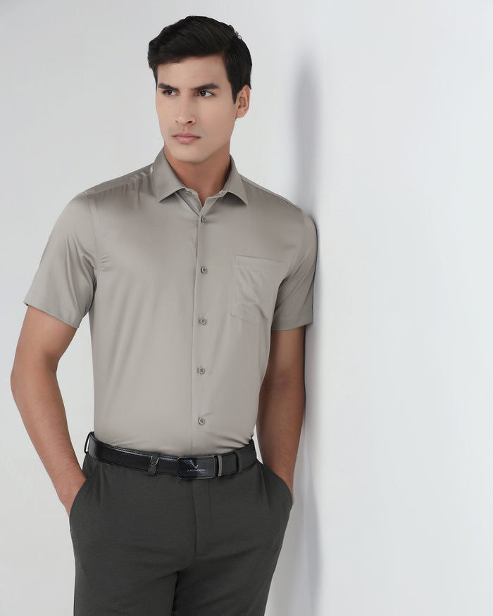 Stone Half Sleeve Unwrinkle Solid Shirt - Sylvia