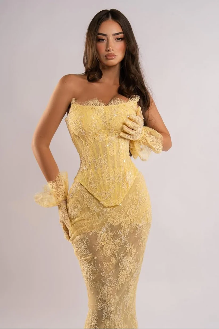 Strapless Sleeveless Long Mermaid Prom Dress With Lace Embroidery Gloves
