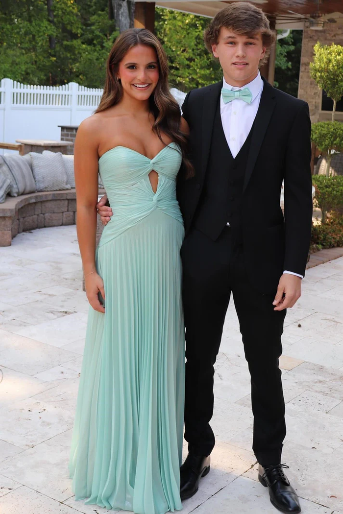 Stylish Sheath Sweetheart Long Pleated Satin Prom Dress with Slit