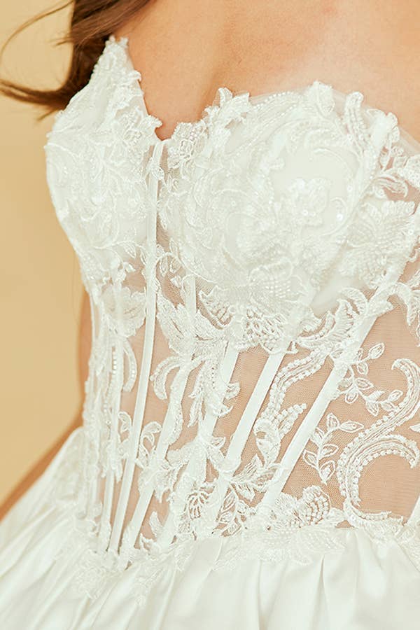 Sweetheart Lace Top Bubble Short Dress