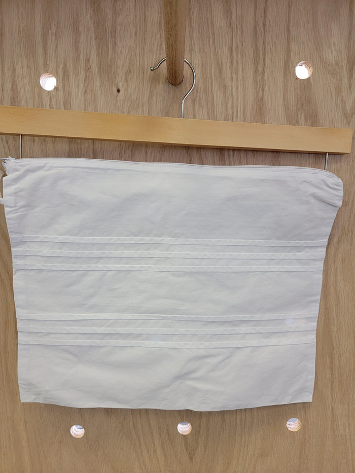 White cotton stripe zipper top envelope.