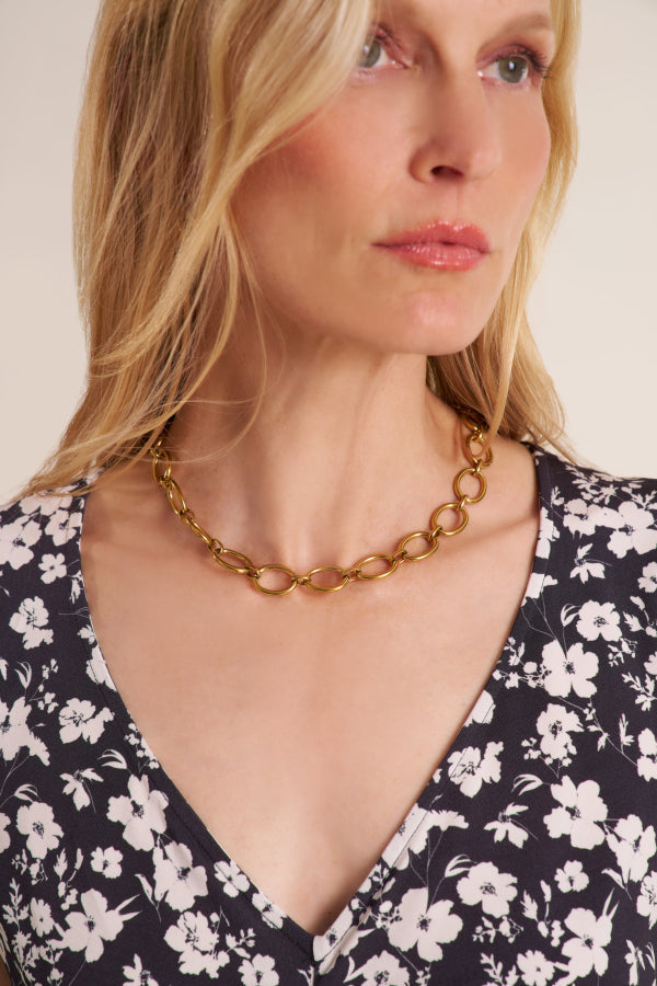 Tess necklace in gold | Exclude | Grid Hover