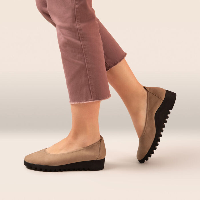 Women's Brianna *FINAL SALE